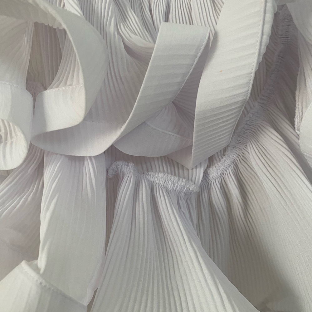 ASHLEY STEWART - WHITE PLEATED RUFFLE BLOUSE - Picture 7 of 7